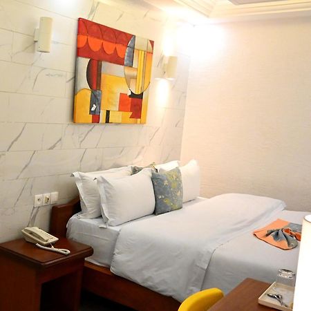 Grand Hotel Akwa Douala Exterior foto